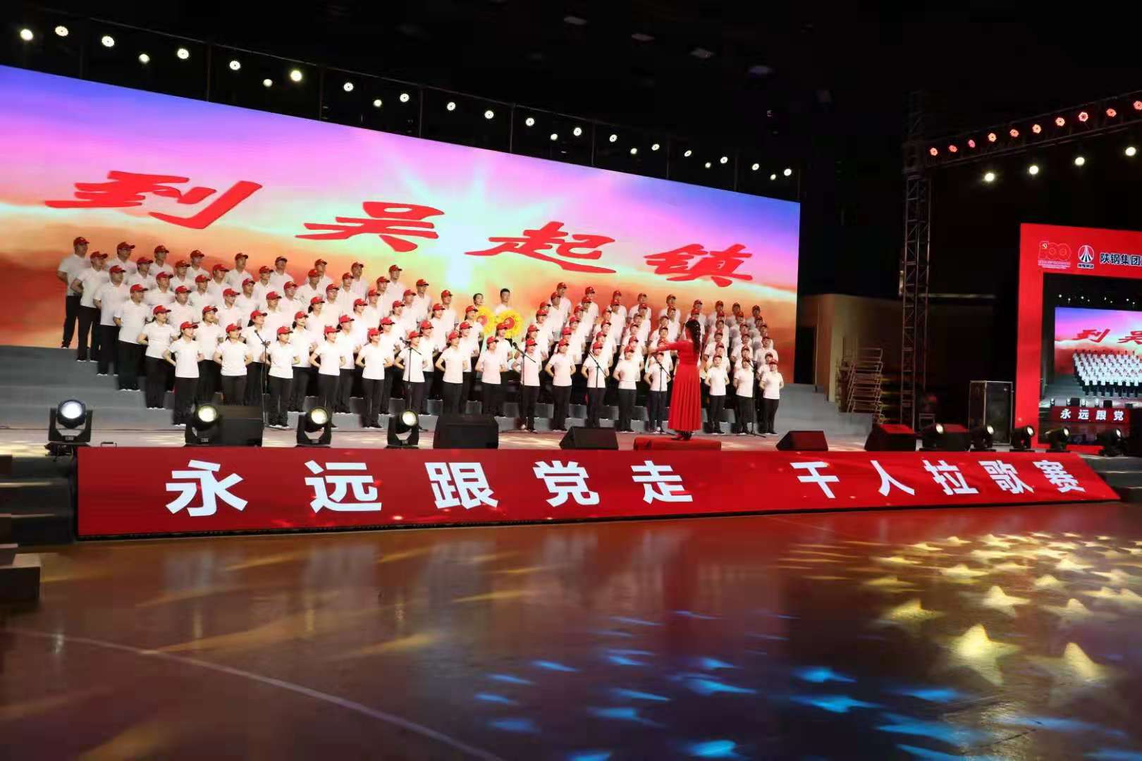 �ڸ��и����D��׿�^���ēQ������f�ɺ���