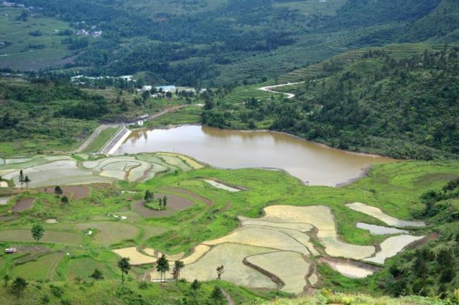 哼一首鄉村的歌謠
