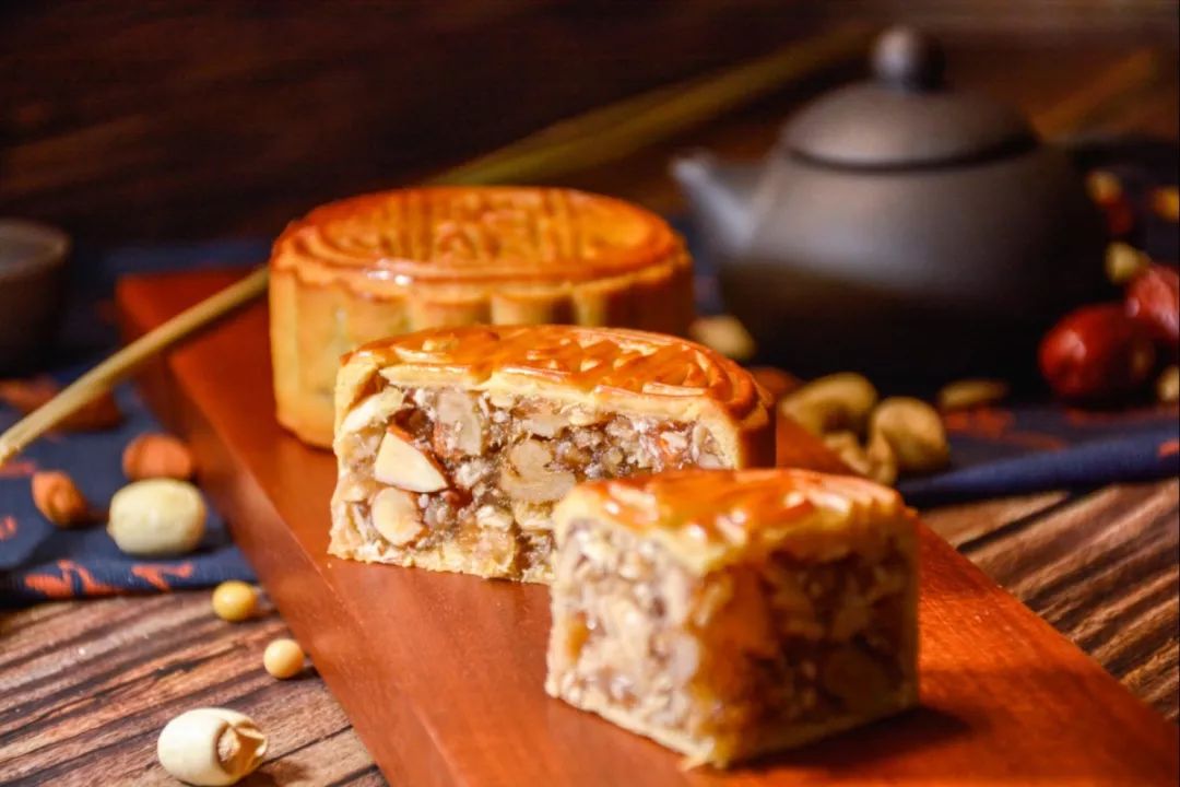 但愿人長久，千里共嬋娟