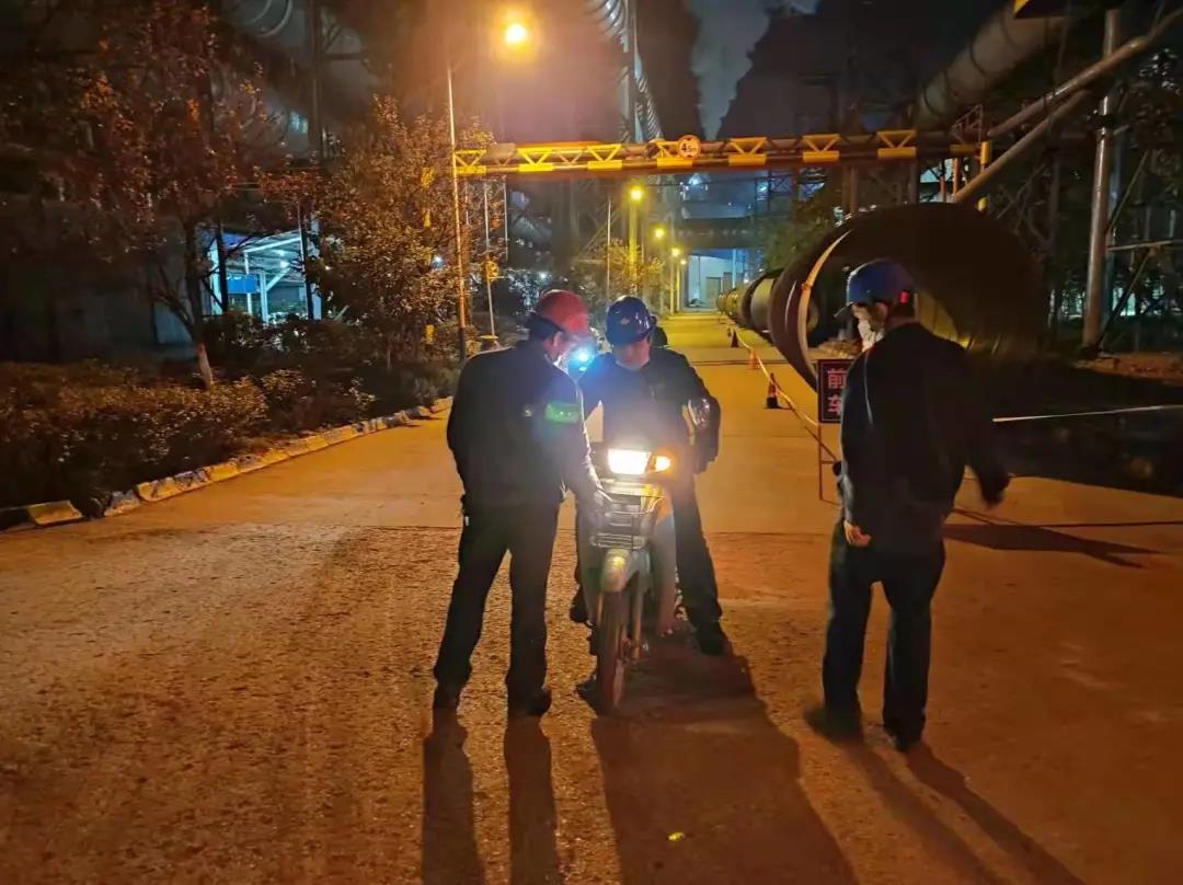 交通安全月！煉鋼廠“拍了拍”你