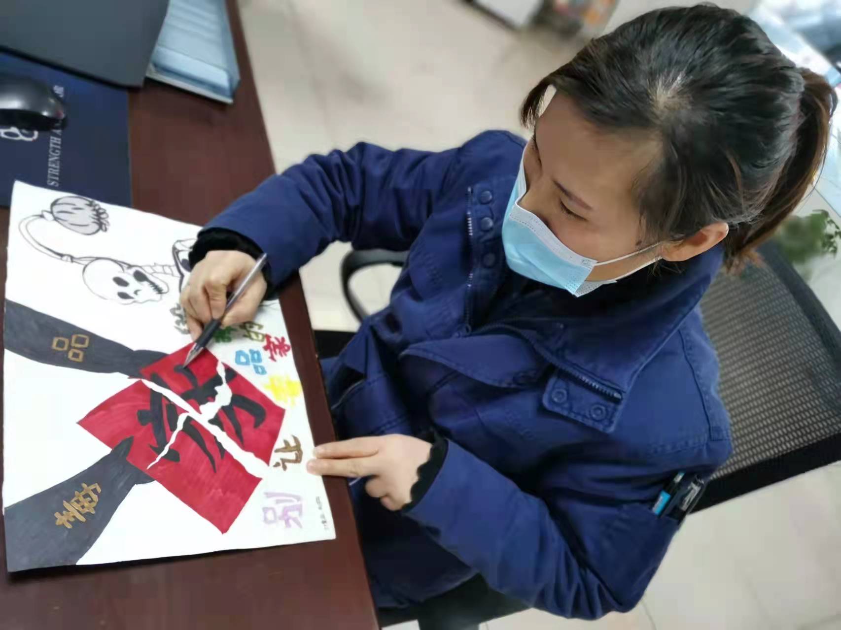 “巾幗女將”胡林:檢斤一線柔肩挑重擔 “巾幗女將”胡林:檢斤一線柔肩挑重擔