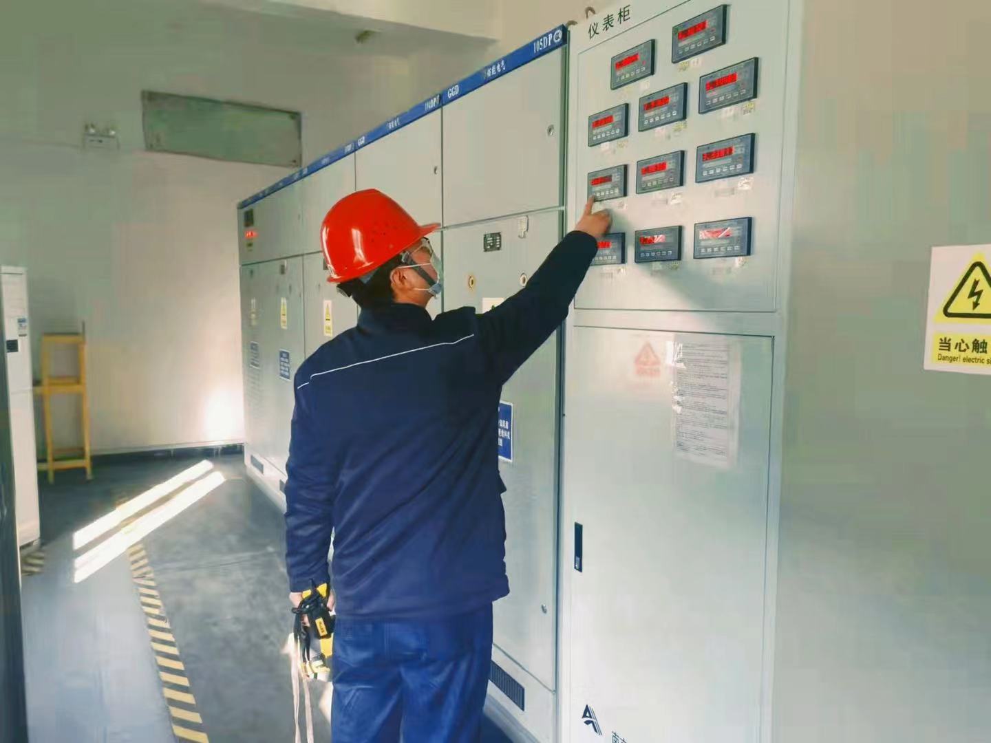 用好“1＋1”開創安全管理新格局