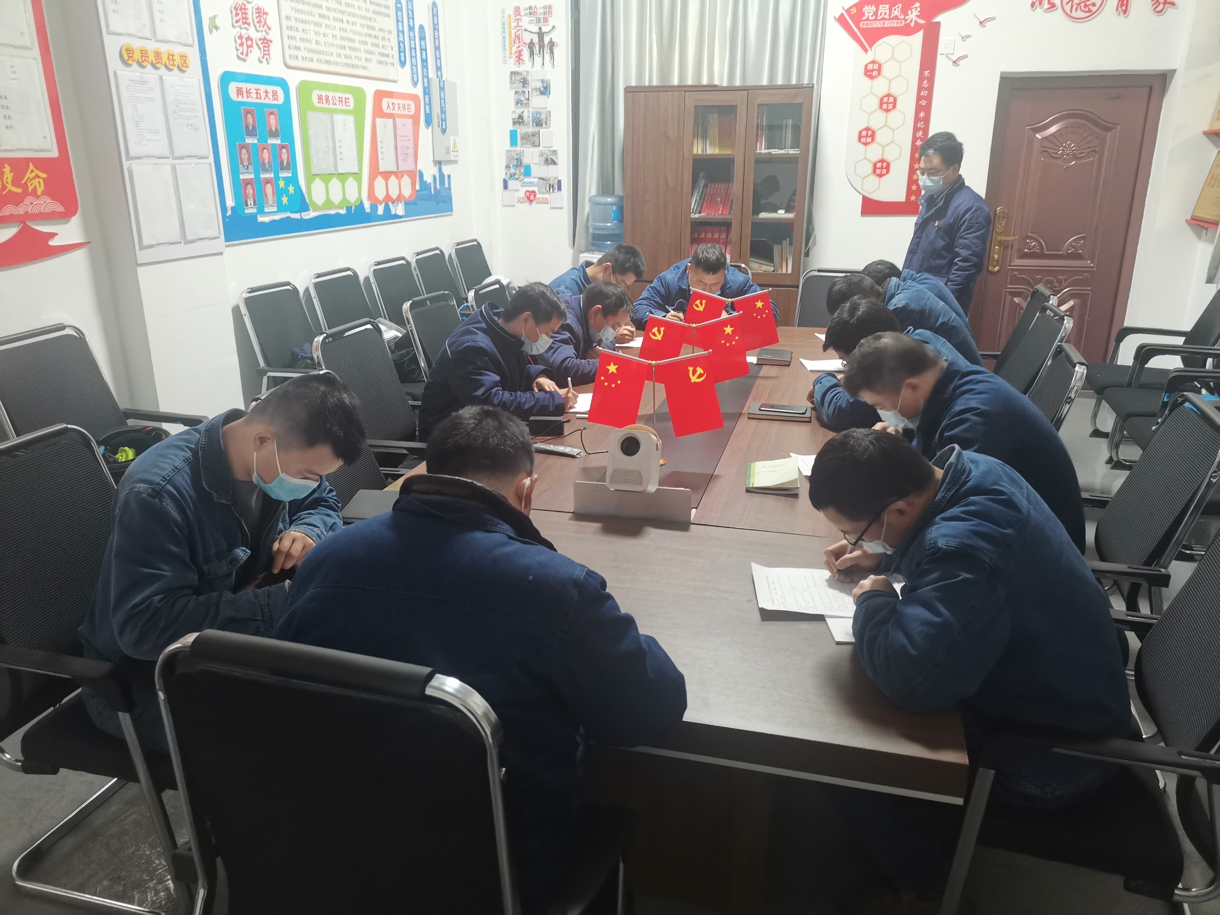 安全文化做橋梁,基礎(chǔ)管理見華章 ——計(jì)量檢驗(yàn)中心安全文化建設(shè)側(cè)記 安全文化做橋梁,基礎(chǔ)管理見華章 ——計(jì)量檢驗(yàn)中心安全文化建設(shè)側(cè)記