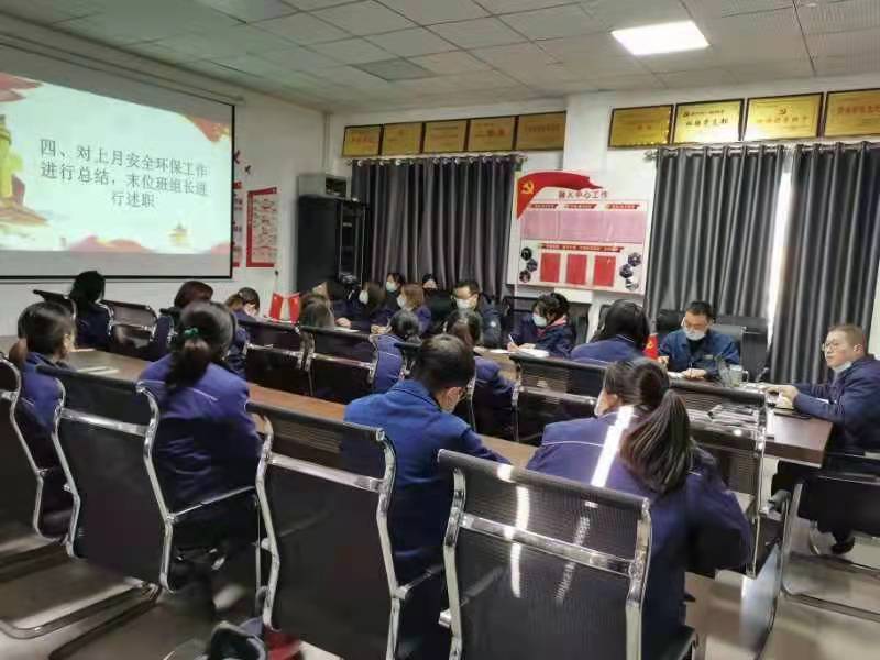 “碗里的”和“鍋里的”這個班組都要吃上“嘴” “碗里的”和“鍋里的”這個班組都要吃上“嘴”