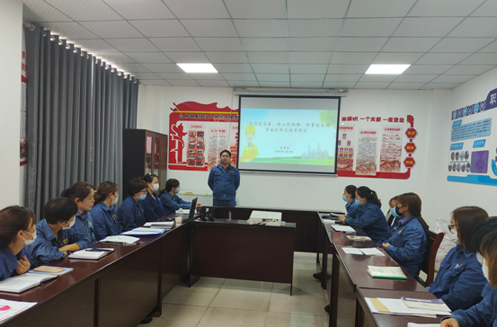 女工協管助安全,掀起安全生產“新浪潮” 女工協管助安全,掀起安全生產“新浪潮”