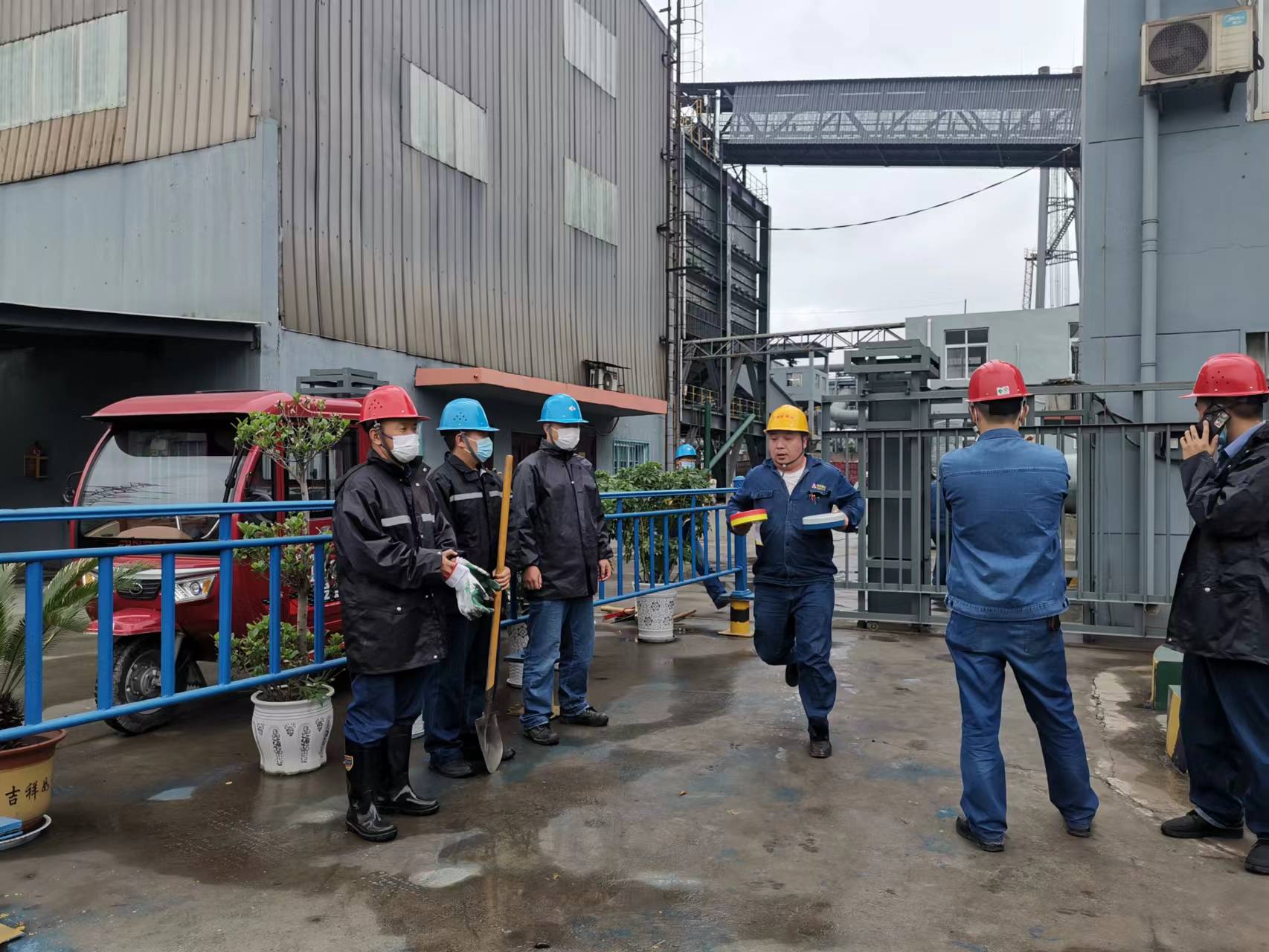 鏡頭下的安全防線 鏡頭下的安全防線