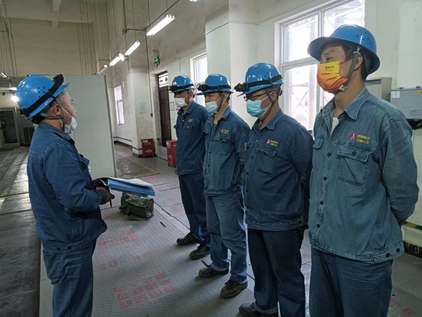 �������\�н��ء����l��