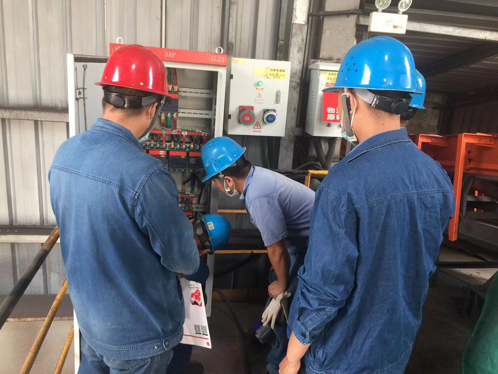 �ӏ���M���O �����lչ֮��