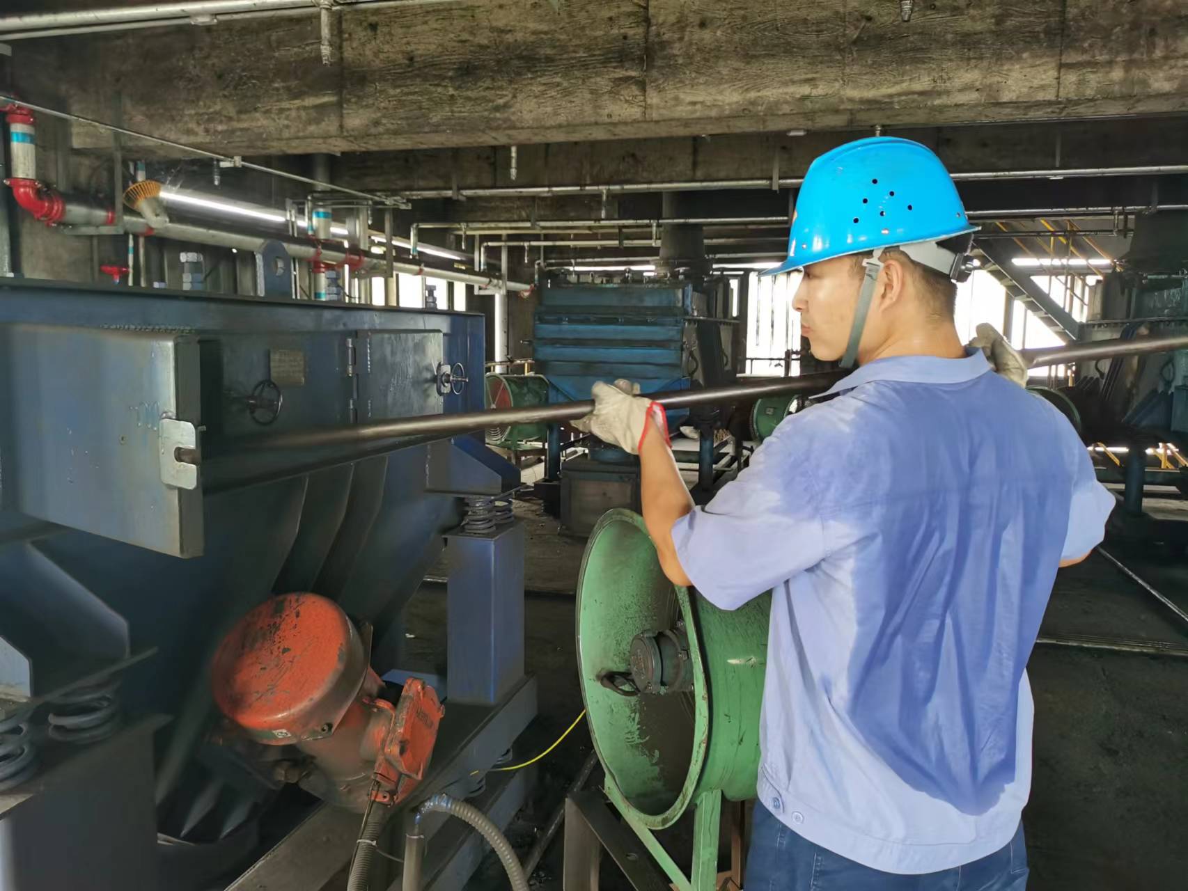 破冰攻堅 爭當逆市發展“利刃”