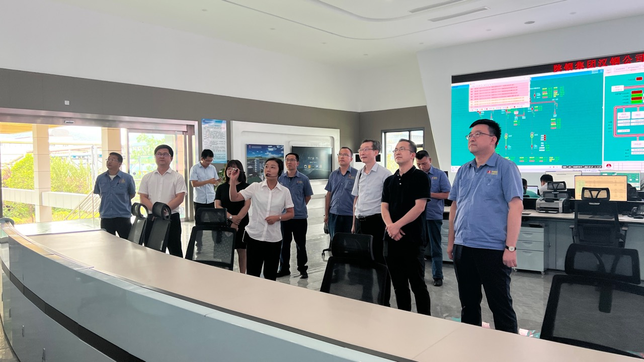 �Ї�(gu��)܊���f(xi��)��(hu��)����(sh��)ӛ���x�����������W(xu��)����У�ѕ�(hu��)�ؕ�(sh��)�L(zh��ng)���iһ�е��h䓹�˾�{(di��o)��