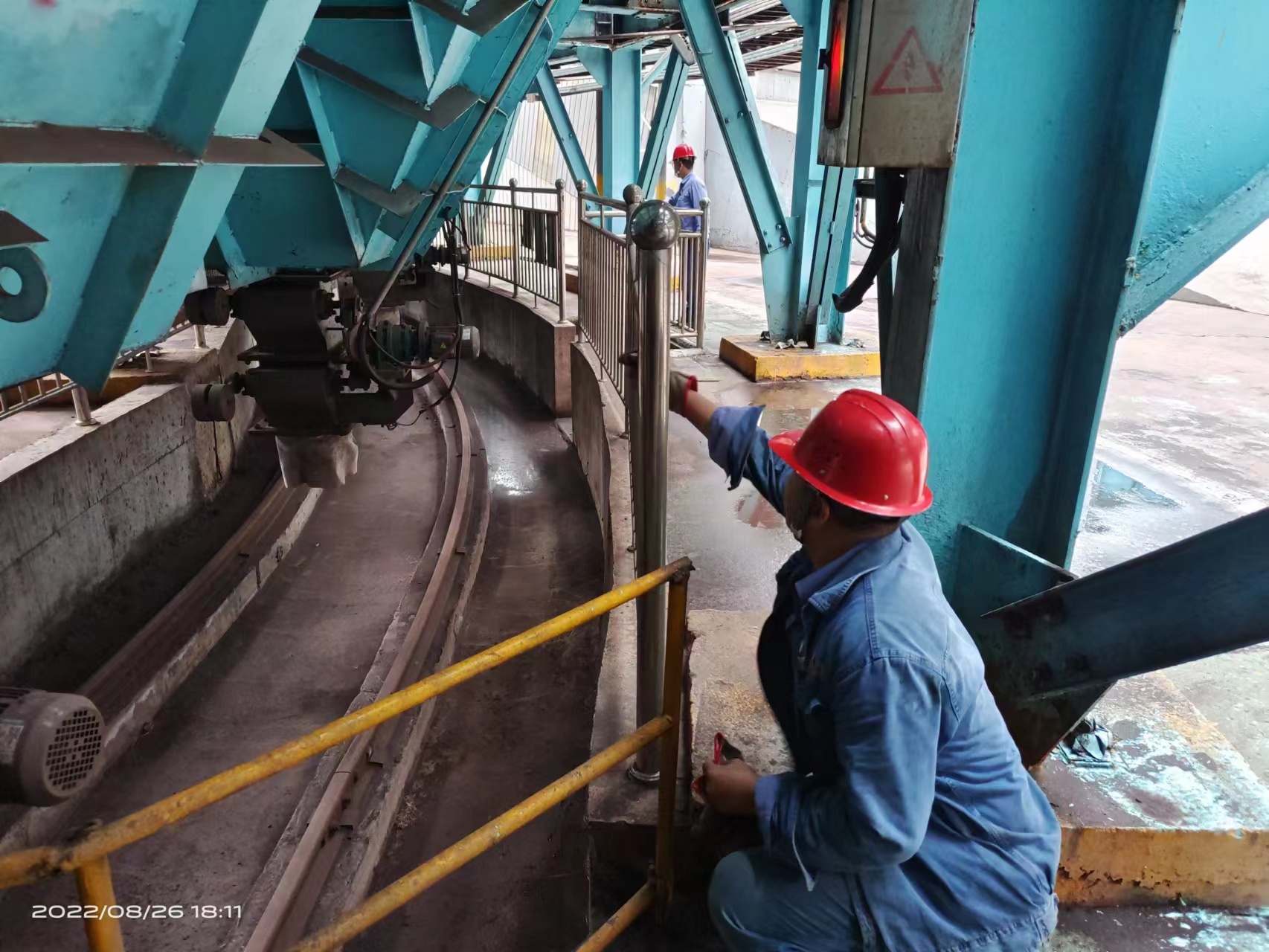 “諸葛亮會”巧破積料難題