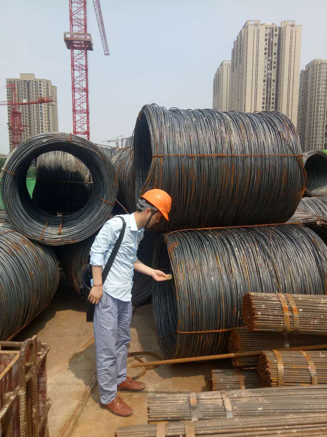 以四千精神為指南,全力做好品牌營銷工作 以四千精神為指南,全力做好品牌營銷工作