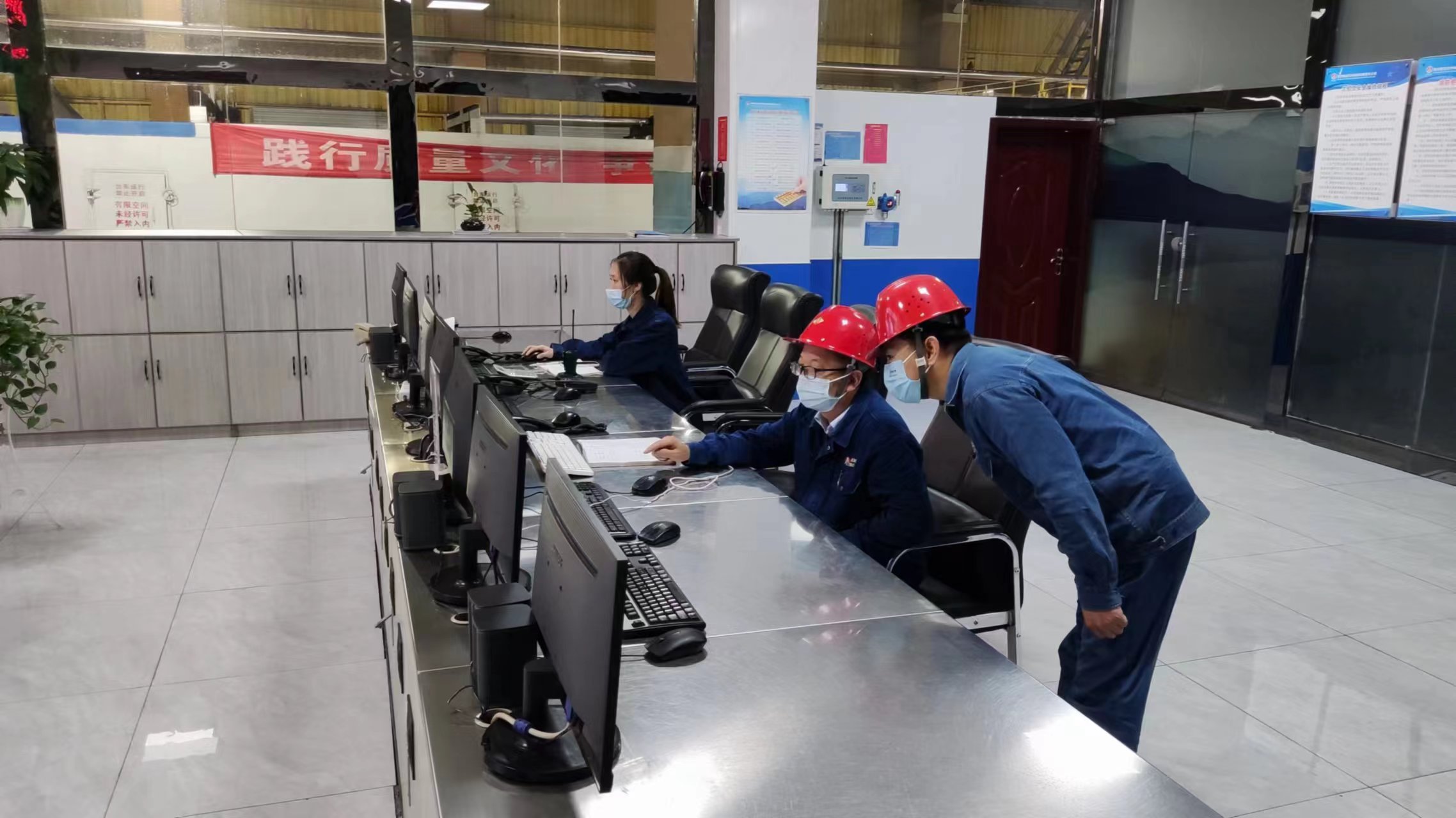 按下“啟動鍵” 擰緊作風建設“總開關” 按下“啟動鍵” 擰緊作風建設“總開關”