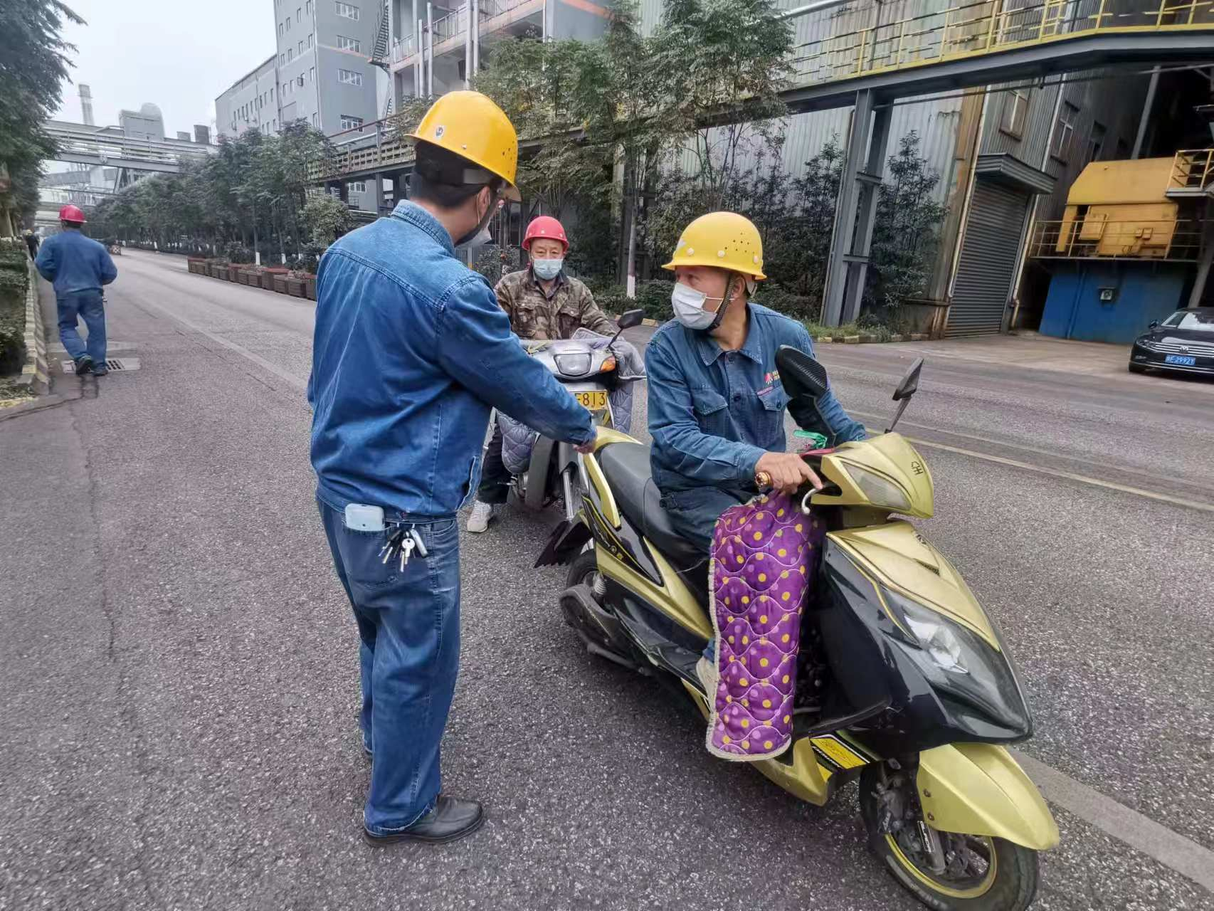 守底線,保平安 爭做安全“協管員” 守底線,保平安 爭做安全“協管員”