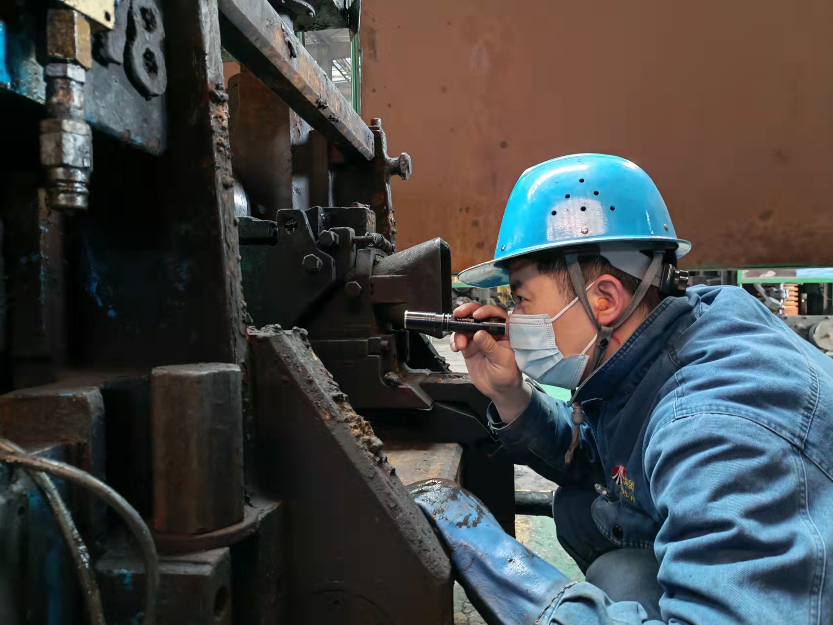 “精”字為底色  激發(fā)班組“細(xì)胞”新活力