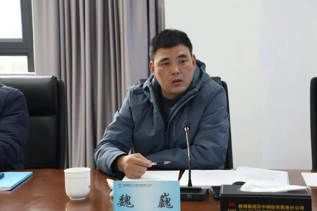 省工信廳專家組到公司檢查指導工業設計中心建設工作情況