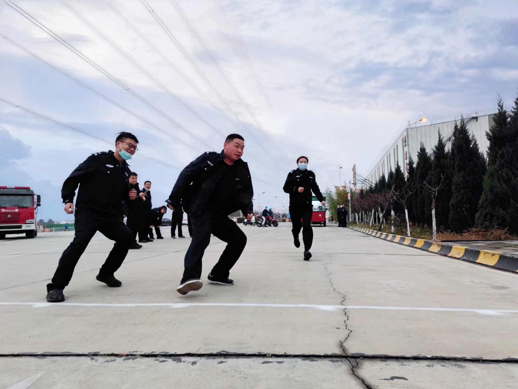 颯！春訓(xùn)練兵強體魄  淬煉鐵軍蓄新能