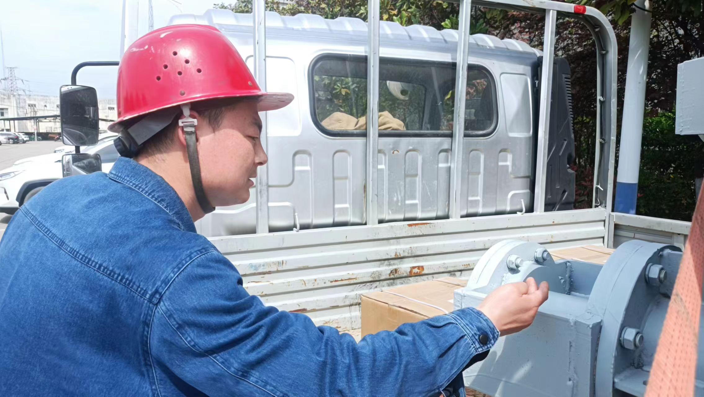 ���l(f��)��(n��i)������ ���Ľ����\�l(f��)չ