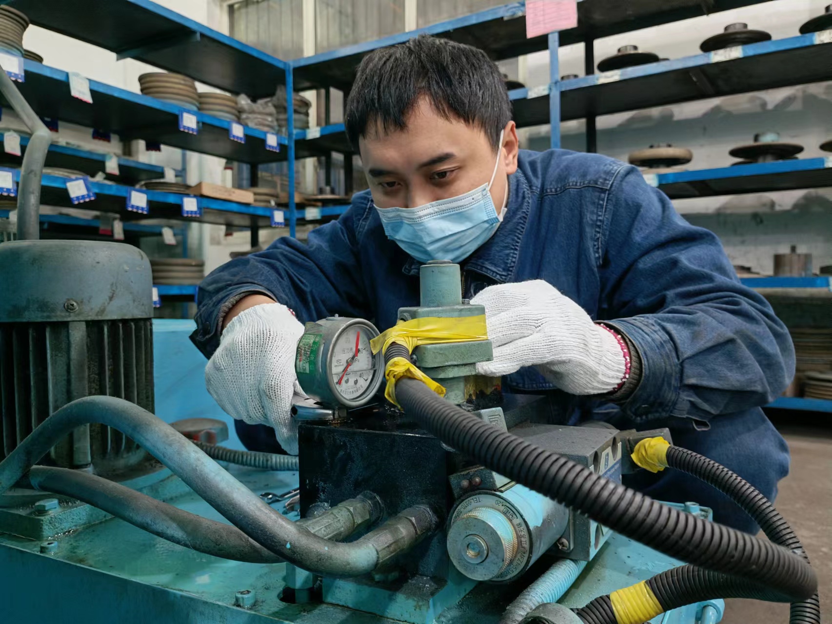 ���������f��  �����M���OԴȪ