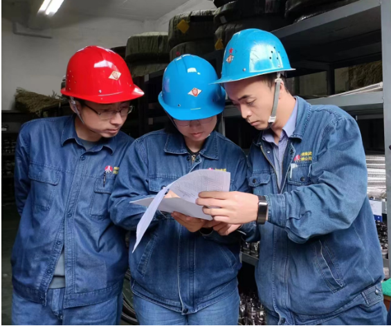 勤快嚴(yán)實(shí)擦亮“廉政”招牌 勤快嚴(yán)實(shí)擦亮“廉政”招牌