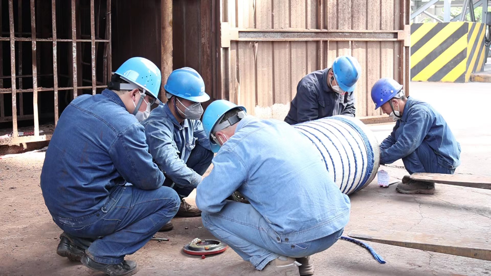 �������B����ɫ�� �^���������|���lչ���G�������