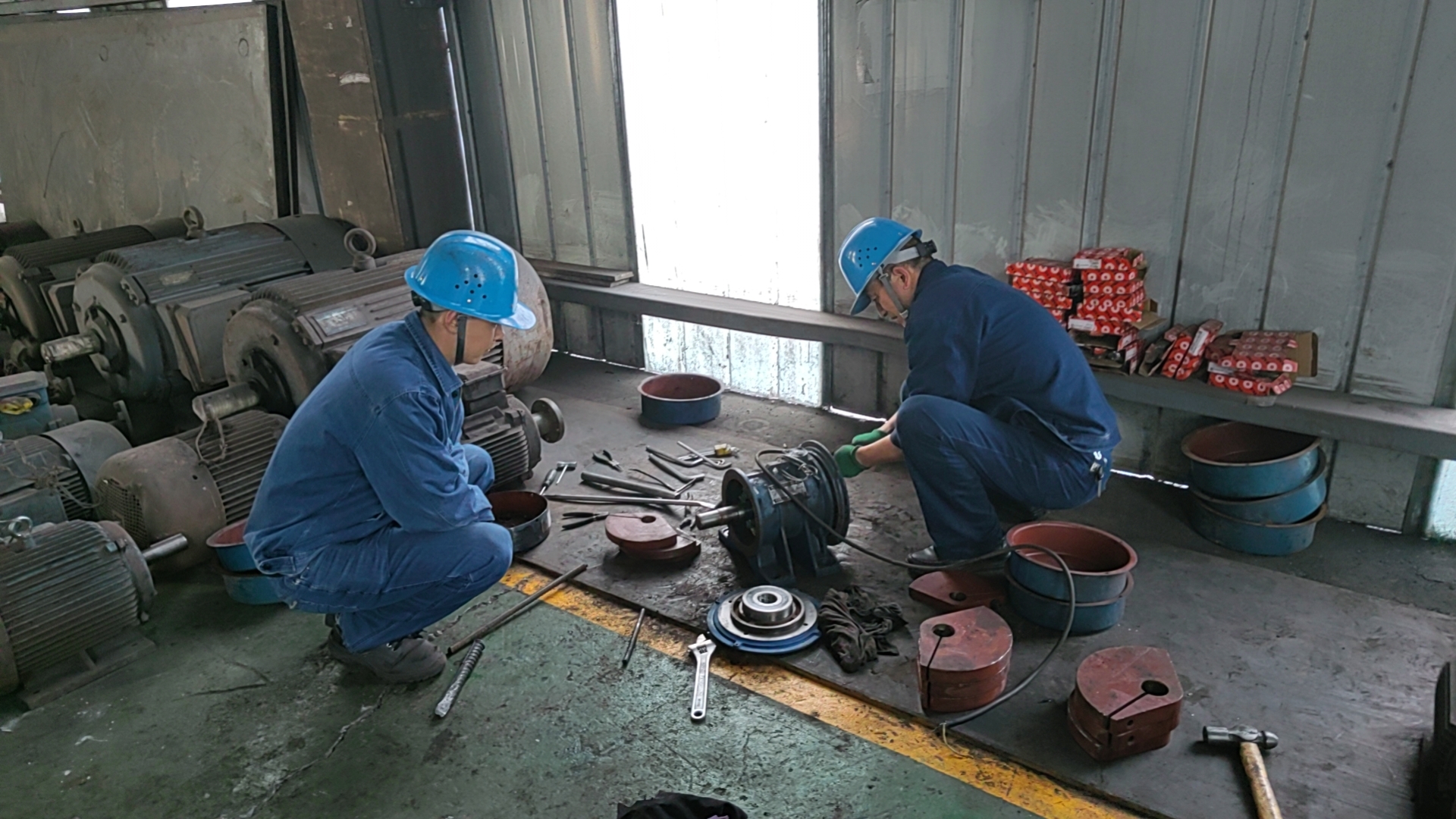 �ڃ����s �@����λ�ּ��е�