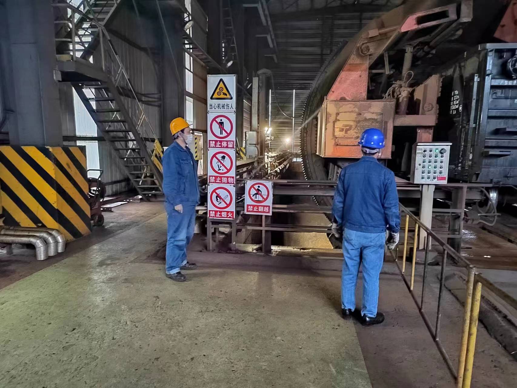 防酷暑,戰高溫!物流中心扎實推進“夏季五防”工作 防酷暑,戰高溫!物流中心扎實推進“夏季五防”工作