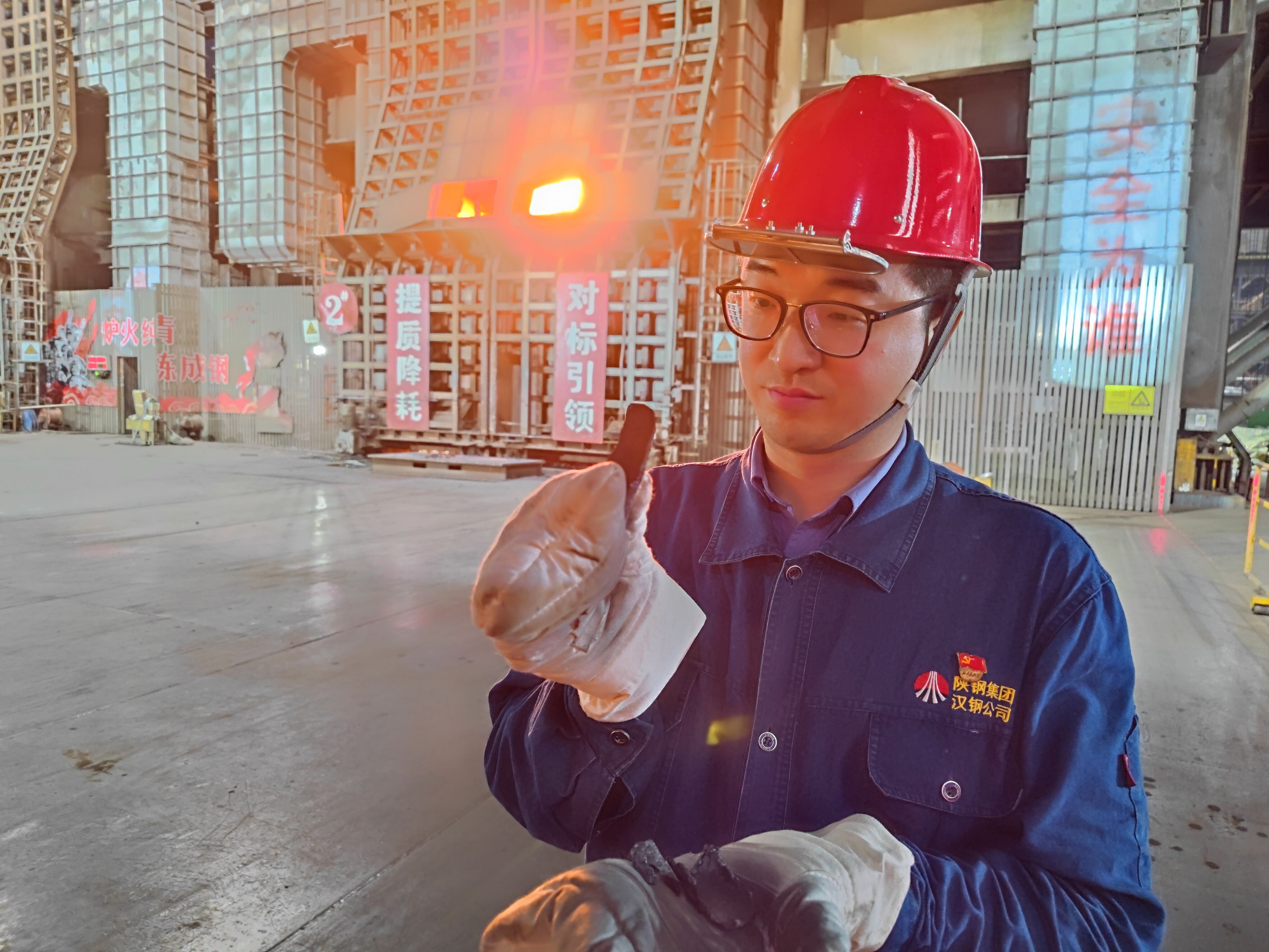 別樣“七一” 他們用奮斗向黨的生日獻(xiàn)禮 別樣“七一” 他們用奮斗向黨的生日獻(xiàn)禮