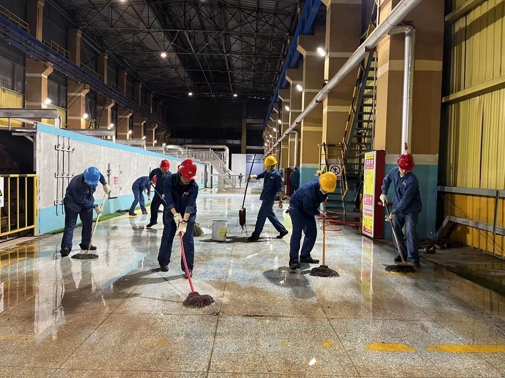 ���ڷ��ա�ʮ���r������������ů��