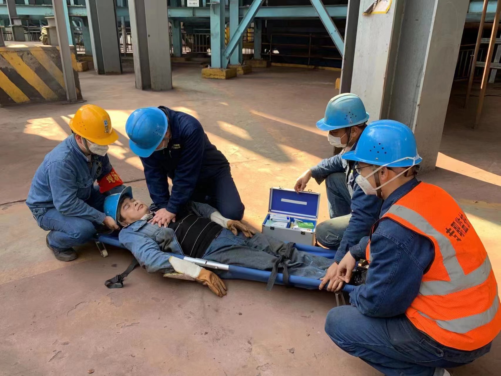 ���֡������ �����ʩ��������