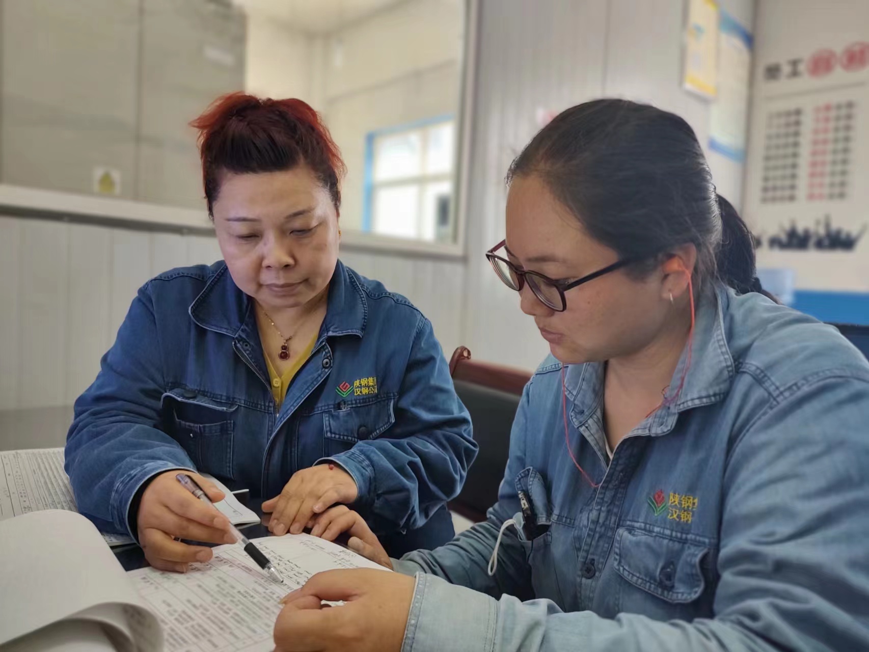 當(dāng)“網(wǎng)絡(luò)熱詞”撞上燒結(jié)人 當(dāng)“網(wǎng)絡(luò)熱詞”撞上燒結(jié)人