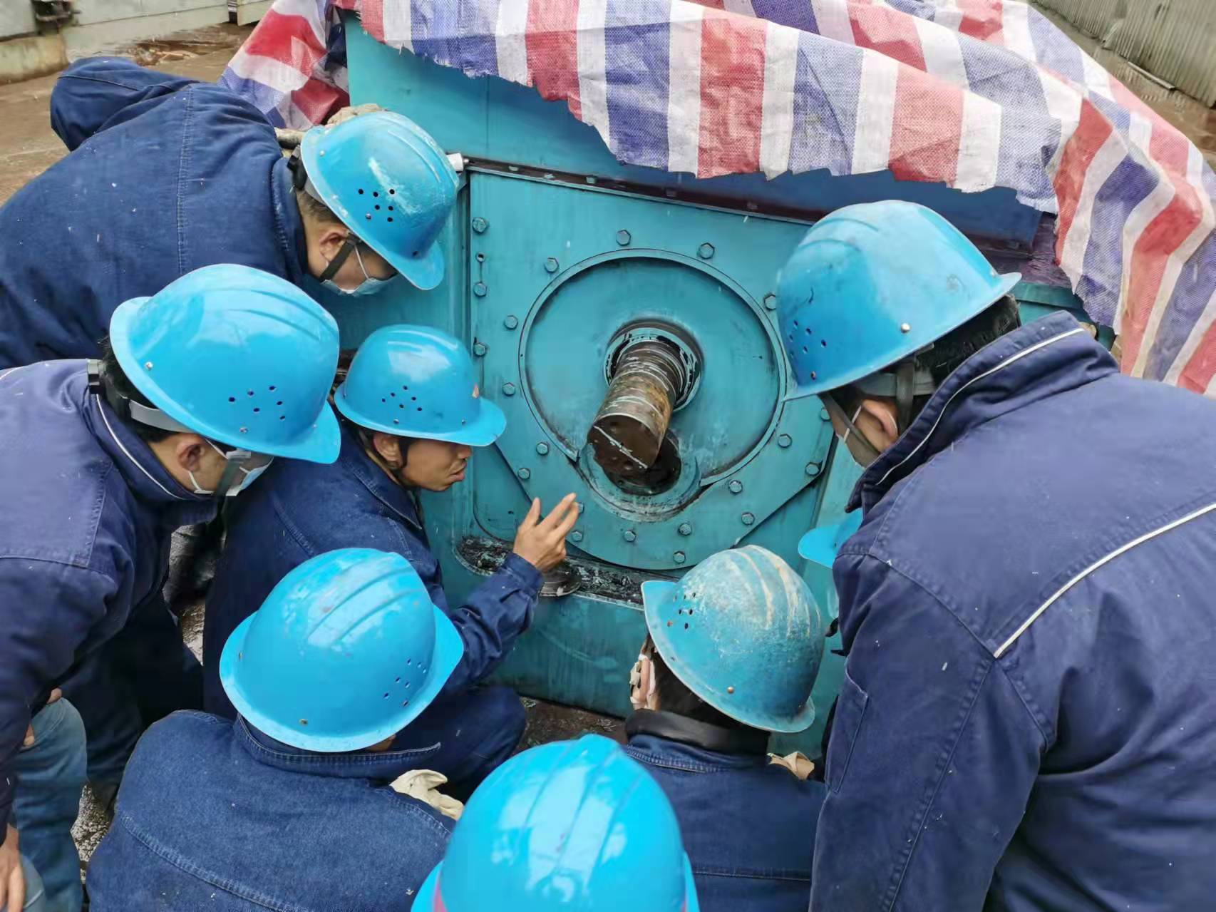 “青”力“青”為 錘煉一流團隊 —記2022 年度全國鋼鐵行業(yè)“青安杯”競賽最佳青年安全監(jiān)督崗燒結廠維修車間 “青”力“青”為 錘煉一流團隊 —記2022 年度全國鋼鐵行業(yè)“青安杯”競賽最佳青年安全監(jiān)督崗燒結廠維修車間