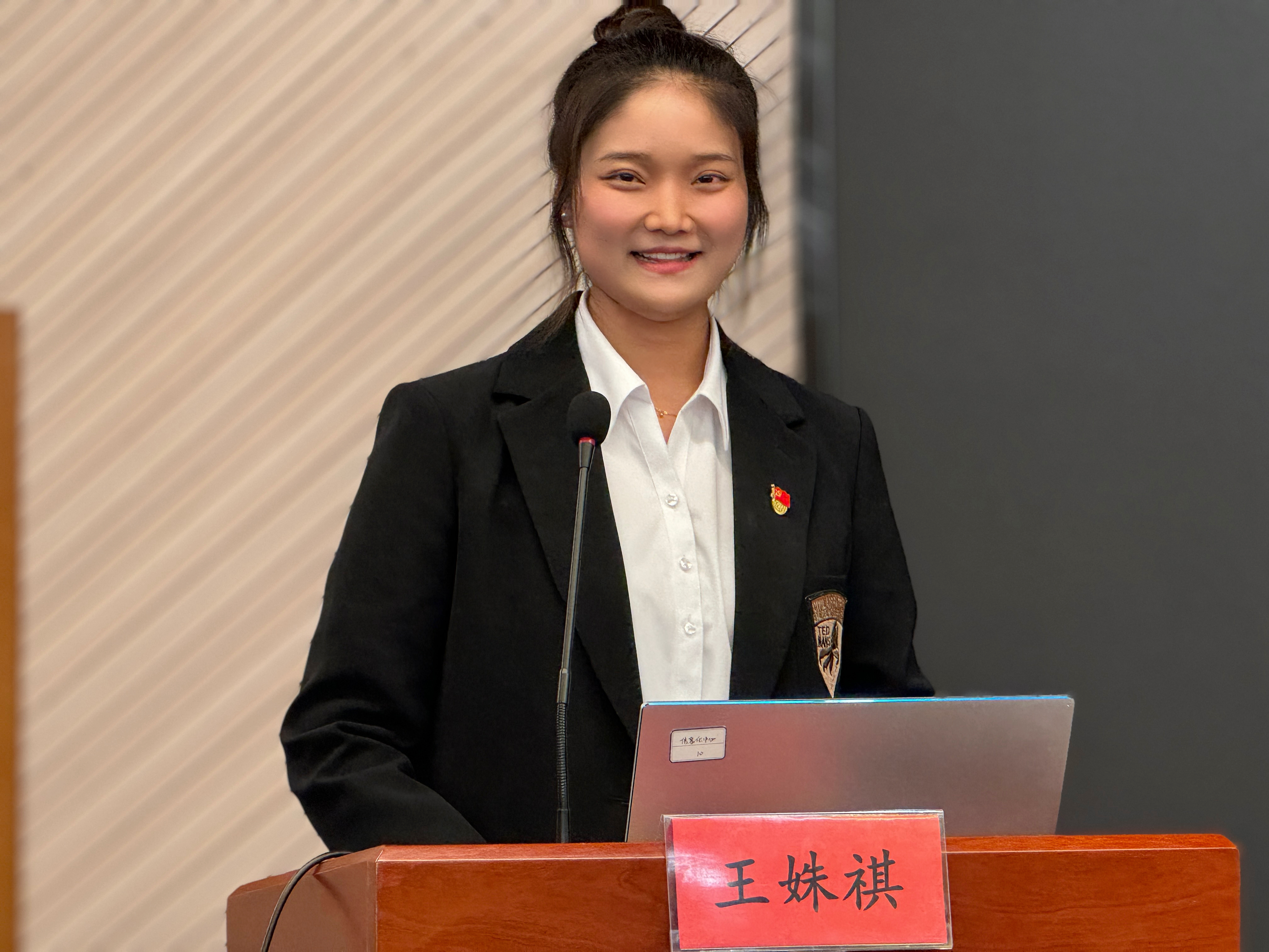 �Ԋ^���ˑB���P�ഺ ��ƴ���о`���L�ɡ��������䓼��F�e�k�ġ�����������|���I�ѿ����ڶ��ÈF�������˲���Ӗ���и�