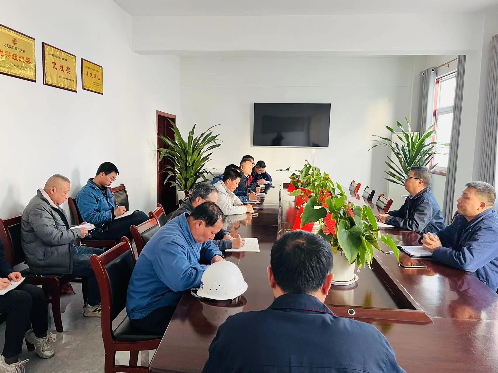 黨建引領、攻堅克難,在打硬仗中錘煉 過硬作風 黨建引領、攻堅克難,在打硬仗中錘煉 過硬作風