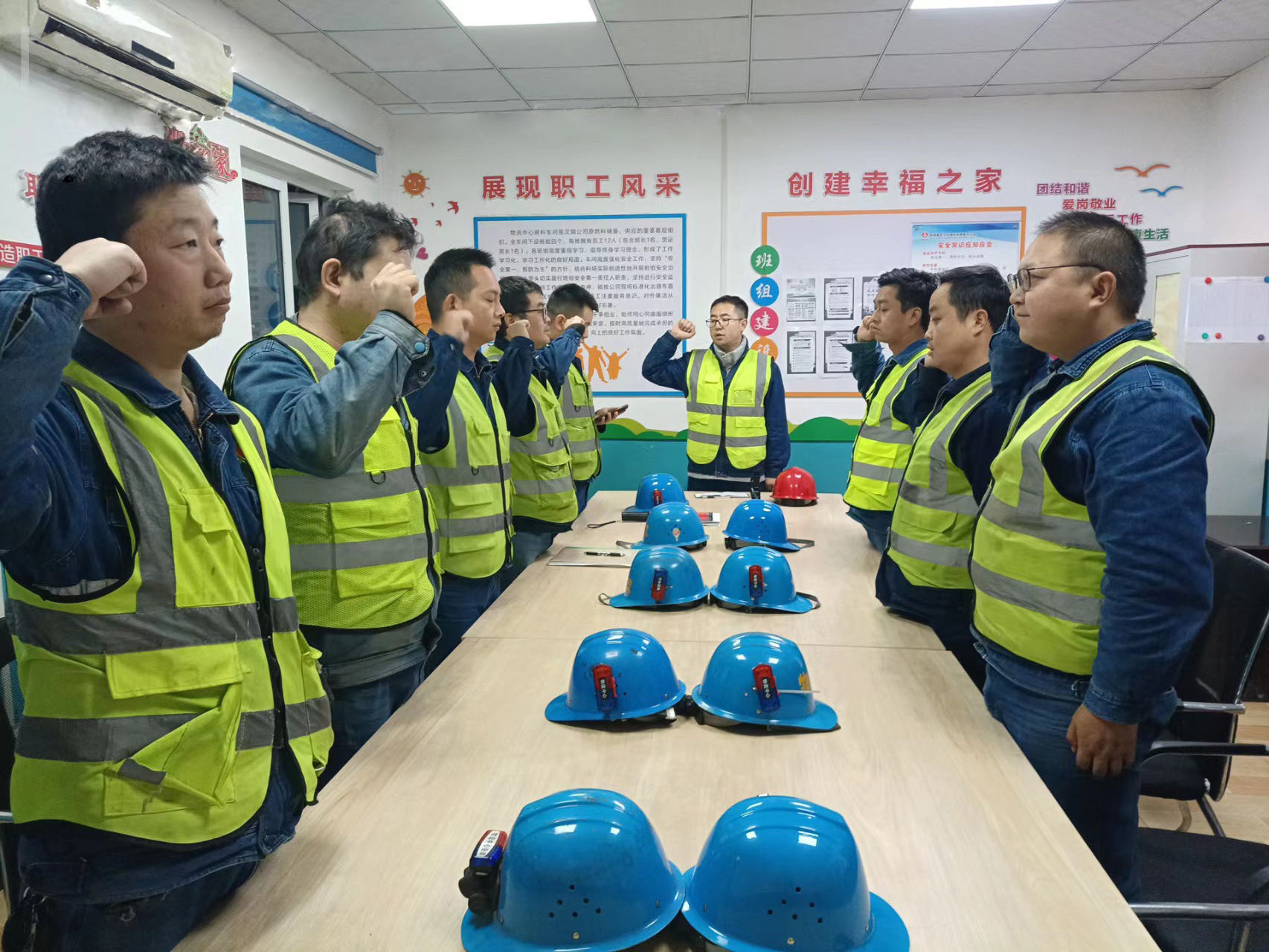 物流中心以“超低排放改造+環保績效評估”引領綠色發展 物流中心以“超低排放改造+環保績效評估”引領綠色發展