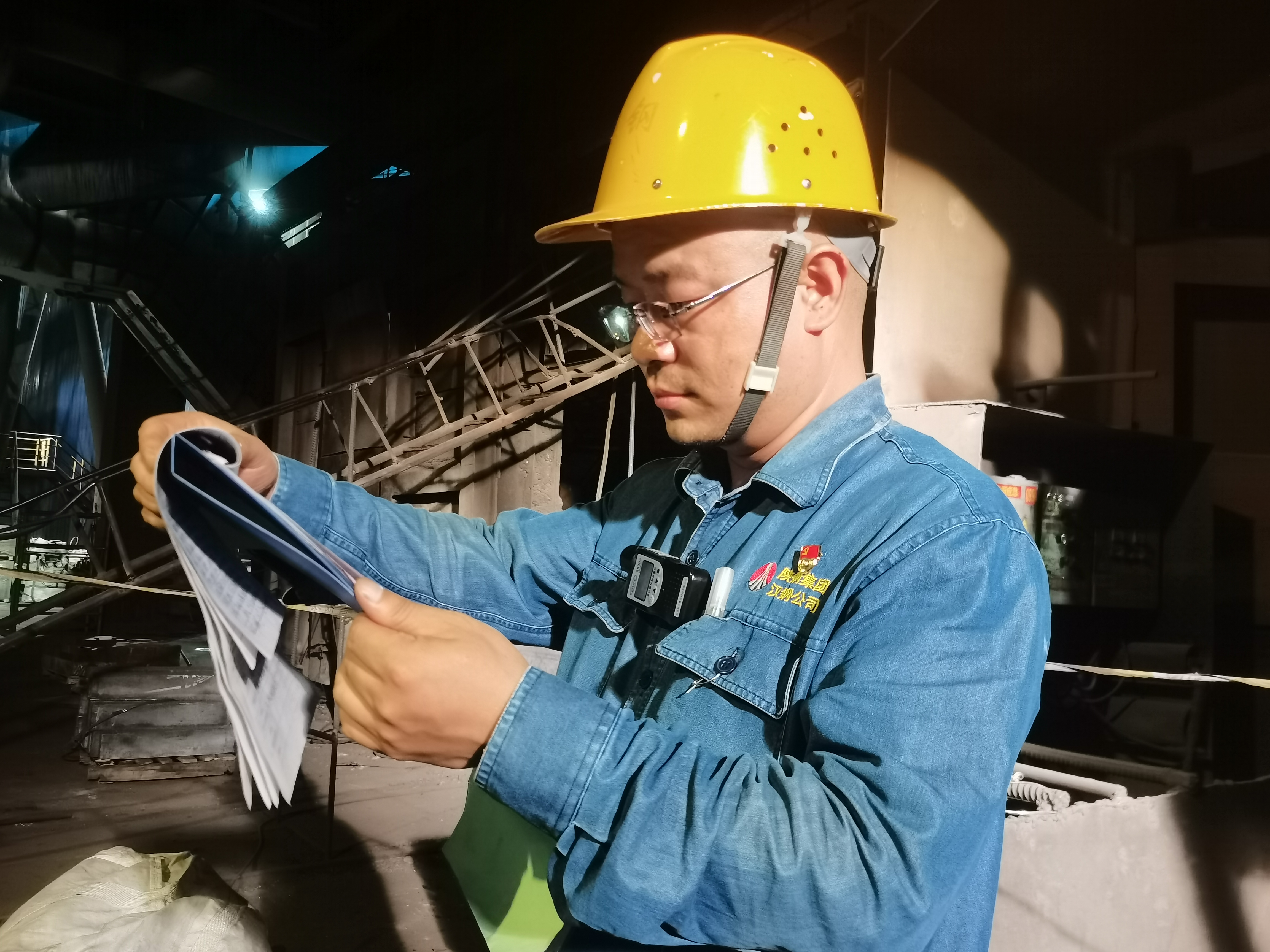 不畏高溫戰檢修 “熱辣滾燙”別樣紅 不畏高溫戰檢修 “熱辣滾燙”別樣紅