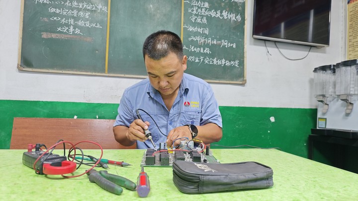 這個(gè)班組,全員愛(ài)“淘寶”! 這個(gè)班組,全員愛(ài)“淘寶”!