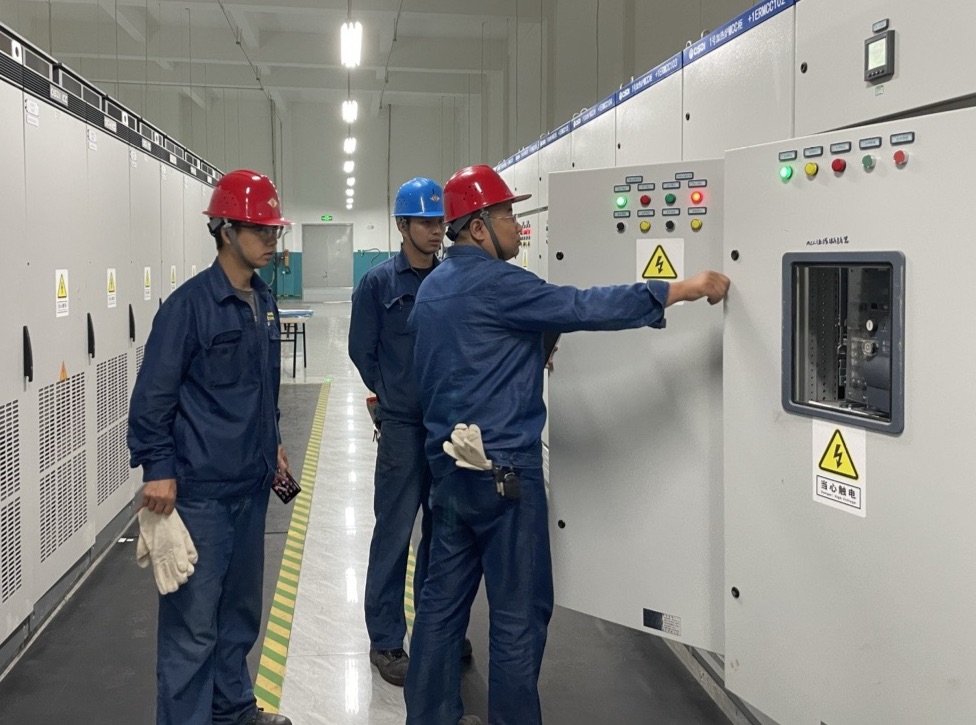 堅守不斷檔  看漢鋼公司如何“置頂”節日安全生產