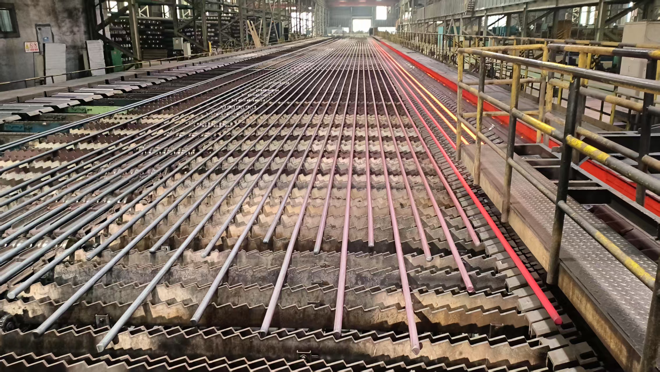 漢鋼公司Φ30規(guī)格20CrMnTi圓鋼首次軋制成功 漢鋼公司Φ30規(guī)格20CrMnTi圓鋼首次軋制成功