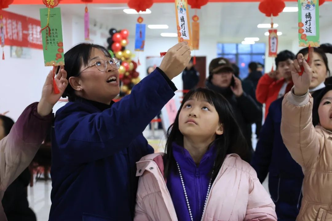 瑞蛇迎新春 喜樂鬧元宵!漢鋼公司開展系列元宵節(jié)活動 瑞蛇迎新春 喜樂鬧元宵!漢鋼公司開展系列元宵節(jié)活動