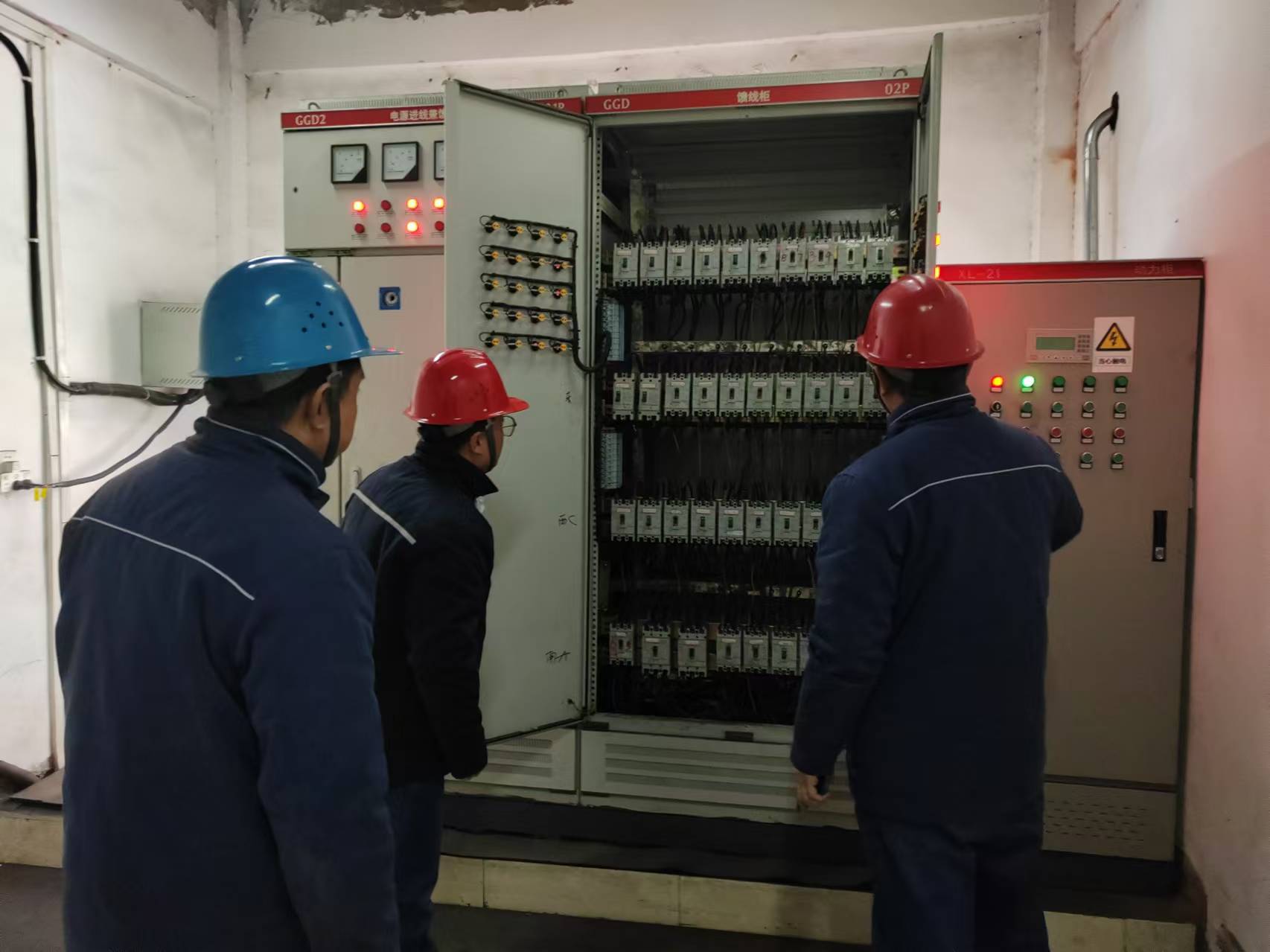 抓安全、精管理,拼出一個“春光好” 抓安全、精管理,拼出一個“春光好”