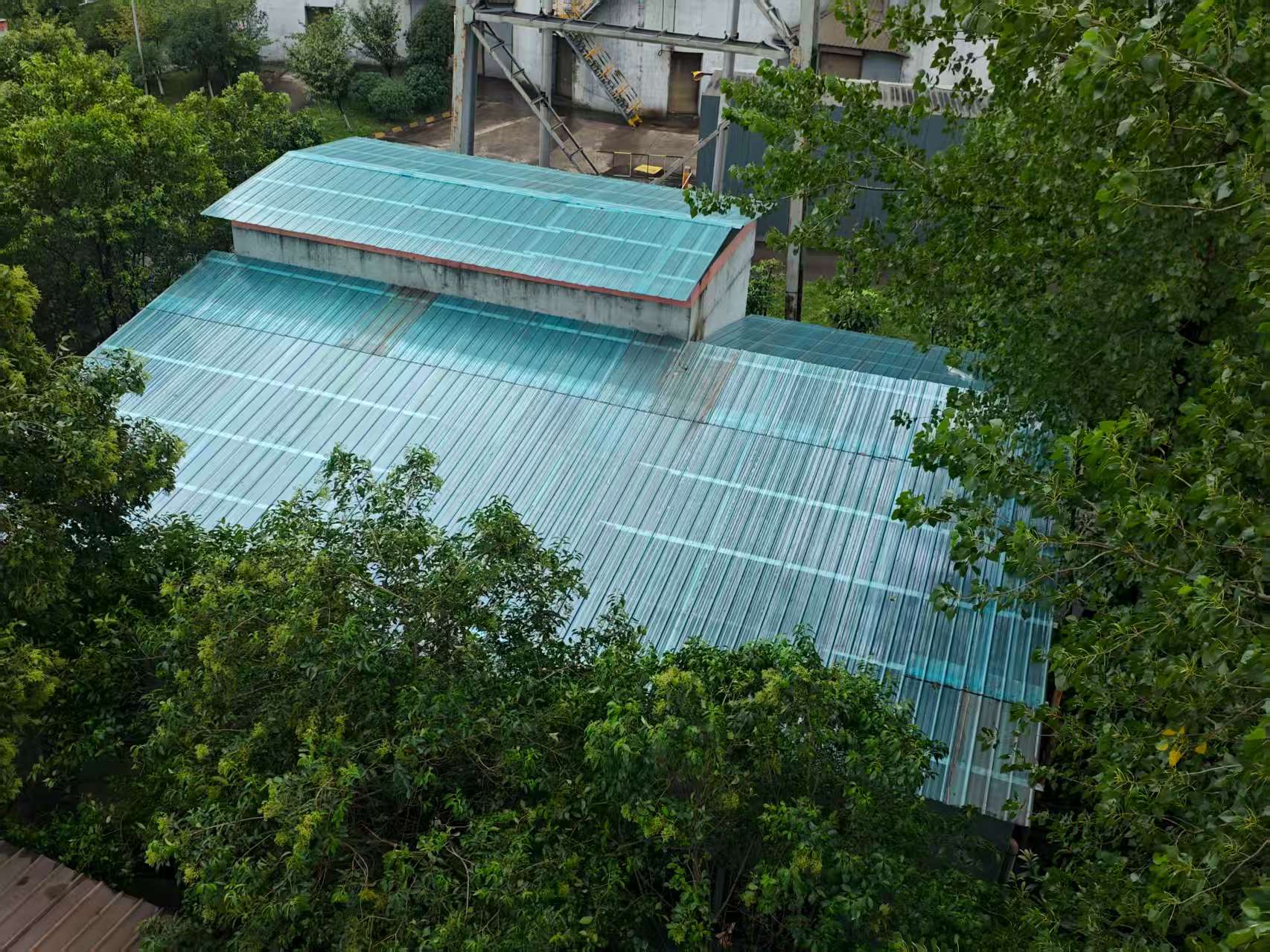 “改造三板斧”:為生產加裝“安全閥”與“增效器” “改造三板斧”:為生產加裝“安全閥”與“增效器”