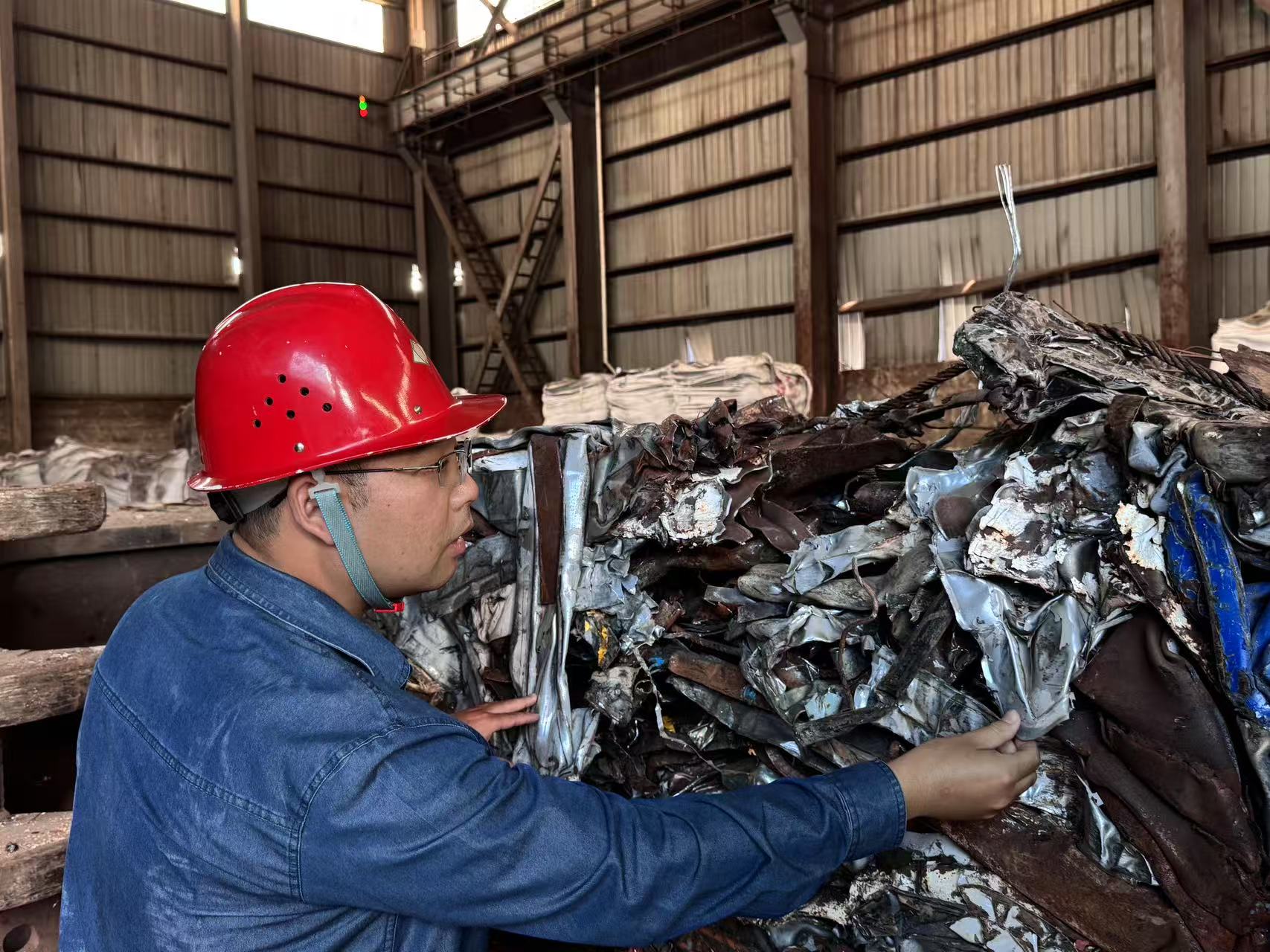 加強原燃料質量監督 護航鋼鐵“糧倉”安全 加強原燃料質量監督 護航鋼鐵“糧倉”安全