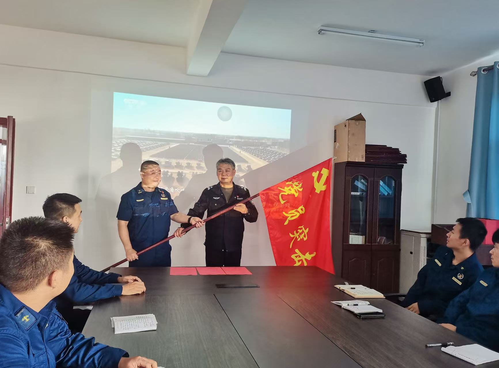 漢鋼公司專職消防隊全面打響陜煤第五屆消防救援技術(shù)比武“發(fā)令槍” 漢鋼公司專職消防隊全面打響陜煤第五屆消防救援技術(shù)比武“發(fā)令槍”