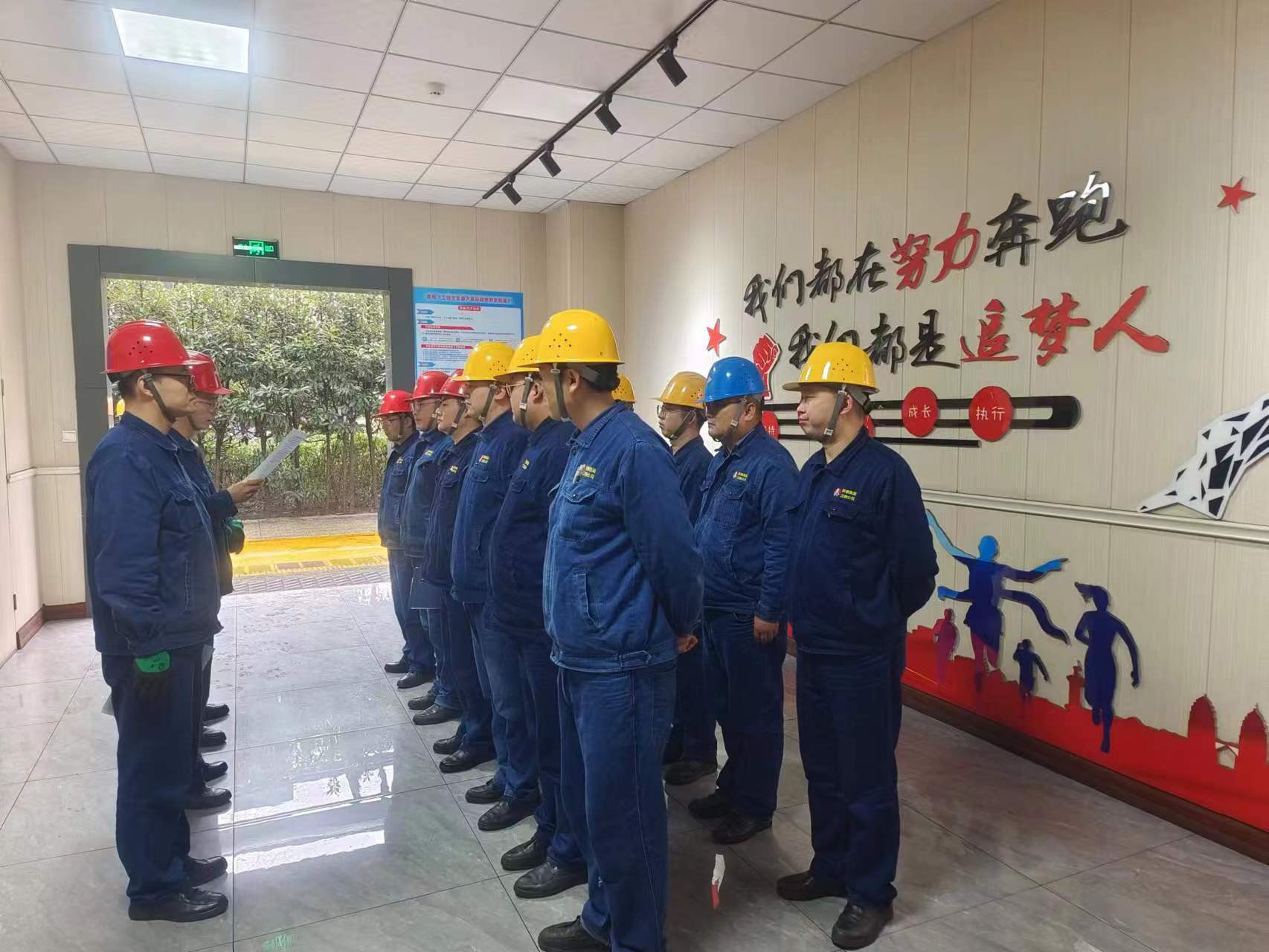 �N��Ӳ���L ������Y�lչ�������桱