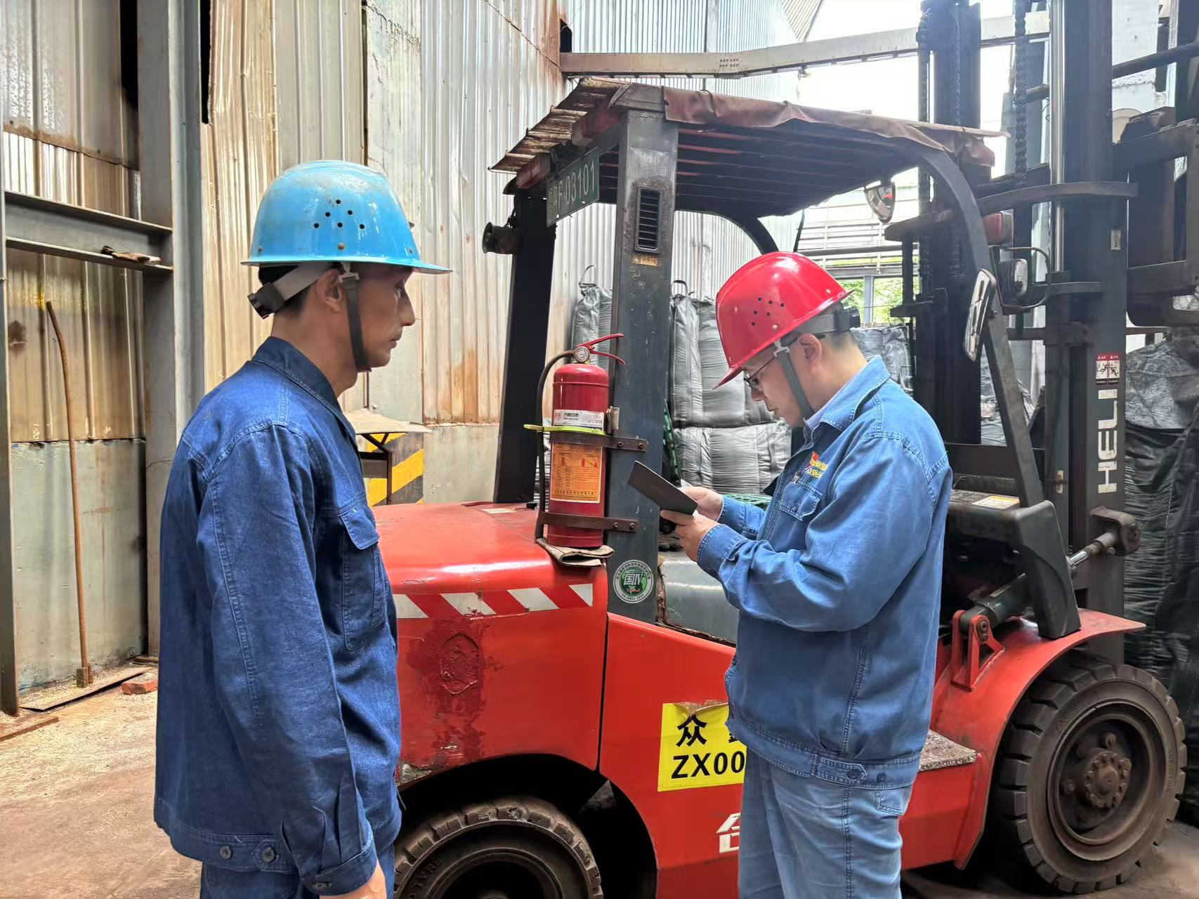 �Լo�ɡ�Ӳ�s��������������Ч���ˑB