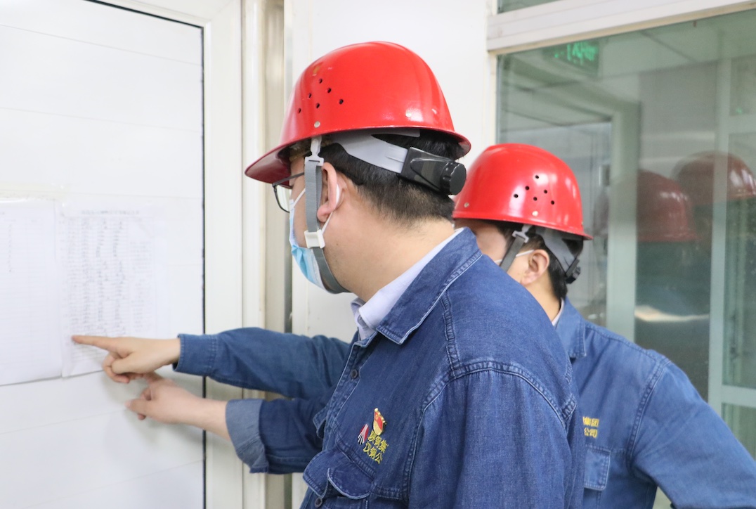 【先進典型】發揮持續作戰精神  將戰疫進行到底————記陜煤集團為抗擊新冠肺炎疫情和復工復產作貢獻先進個人王奎